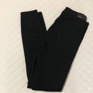 Black skinny jeans